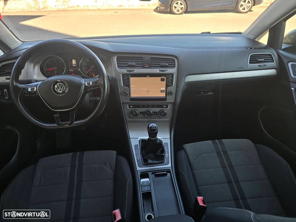 VW Golf 1.6 TDI BlueMotion Lounge - 25