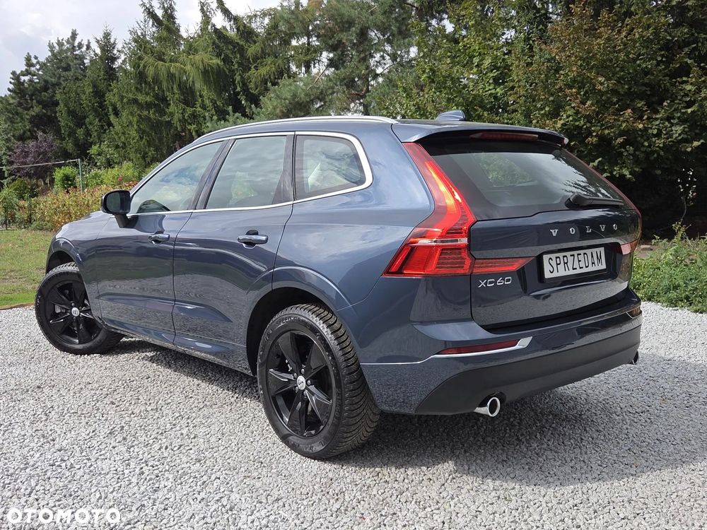Volvo XC 60 D3 Momentum Pro - 3