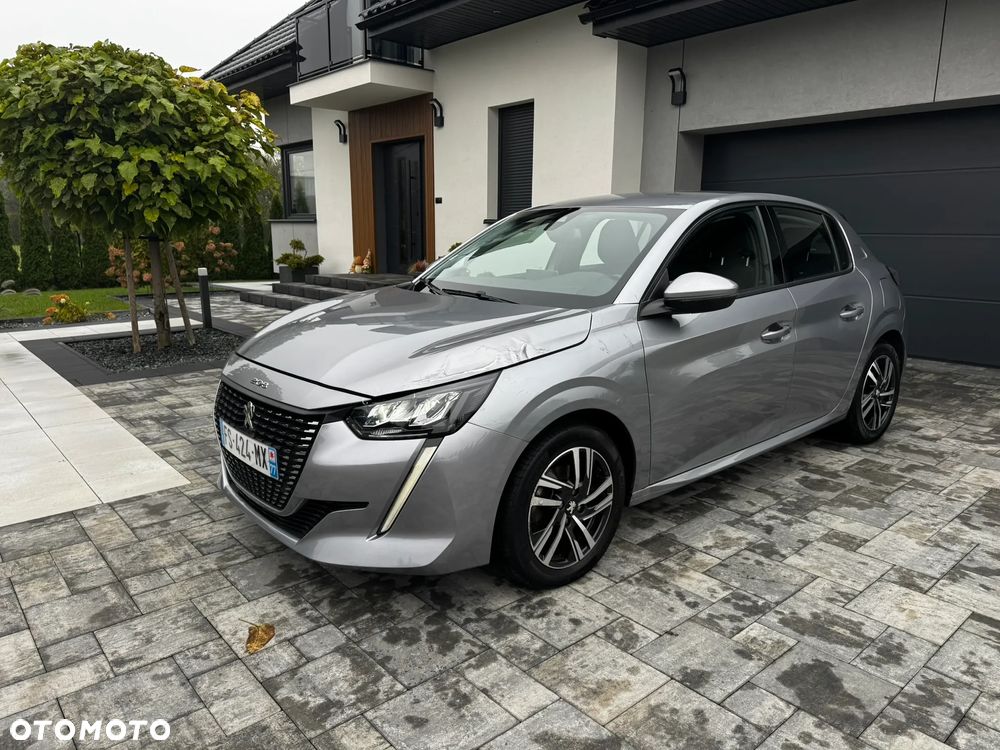 Peugeot 208 PureTech 100 Allure - 1