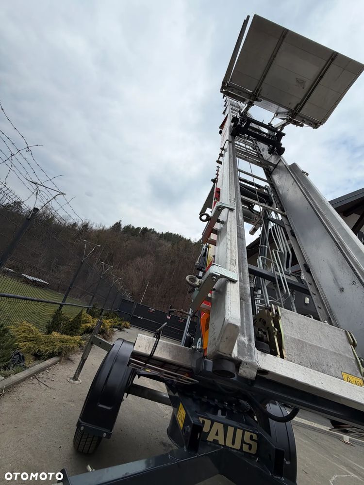 Paus Easy 18 WH-M Drabina Winda Dekarska mobilna aluminiowa TRANSPORTER DEKARSKO-BUDOWLANY w pełni Hydrauliczny 18 metrów. Obrotowy do okoła. 2018rok. Jak Nówka z salonu. praktycznie zerowy przebieg! Serwisy w Dekra do Końca. Sprowadzona z Komuny Norweskiej. Wielka Okazja. Sterowanie Hydrauliczne. Nowy model wózek jeździ od dołu dodatkowe ramię. Pojazd przyczepa lekka - 21