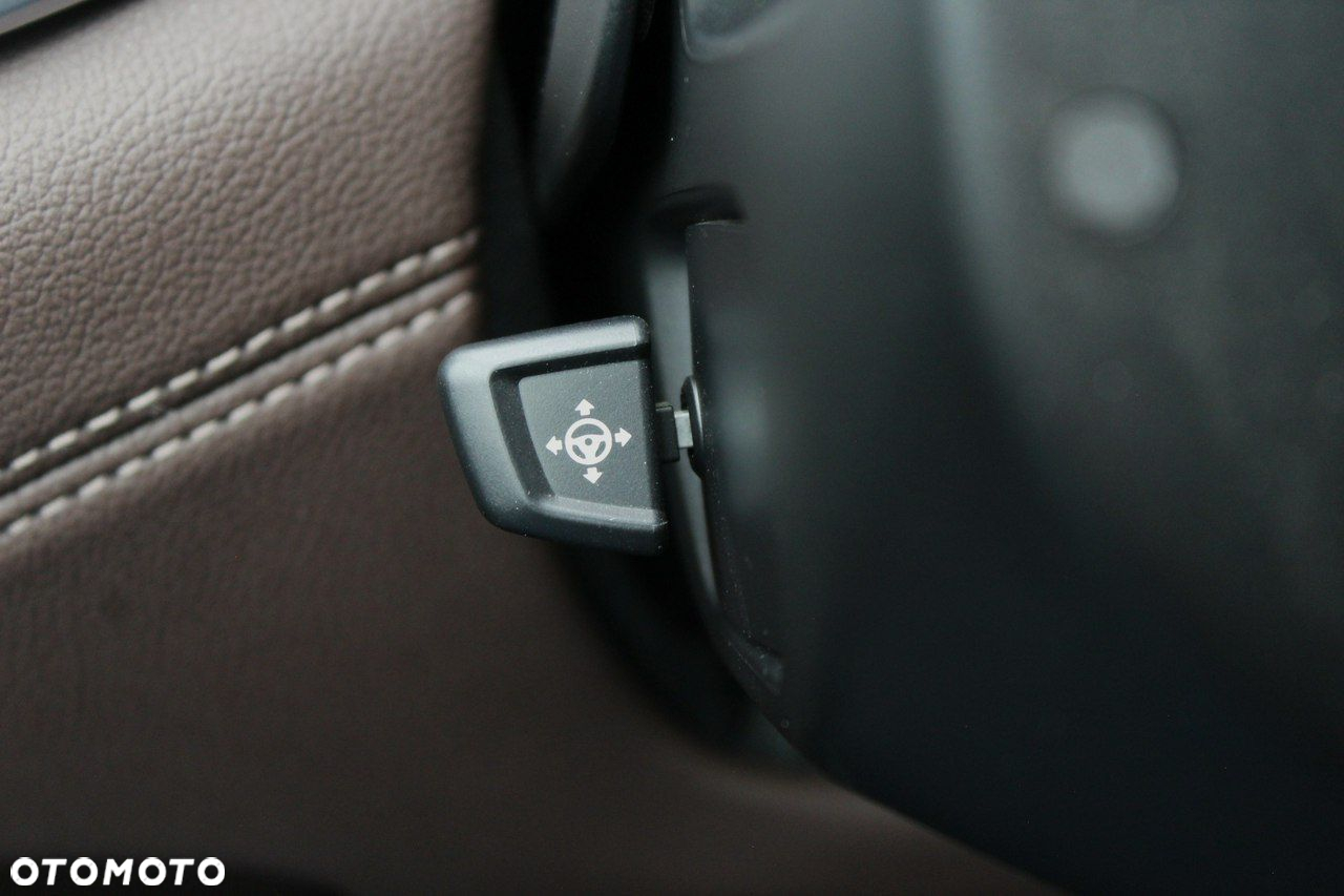 BMW Seria 7 - 22