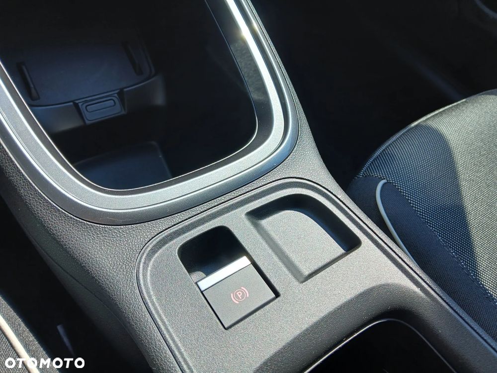 Fiat 600 1.2 Turbo Icon eDCT - 11