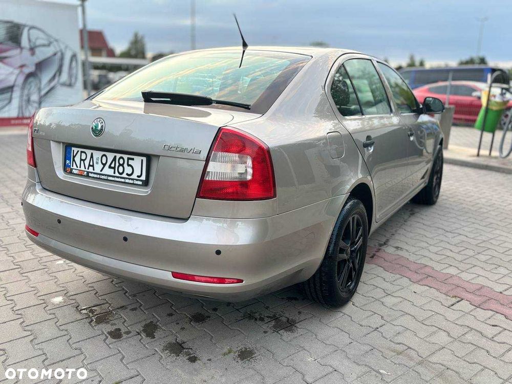 Skoda Octavia - 3
