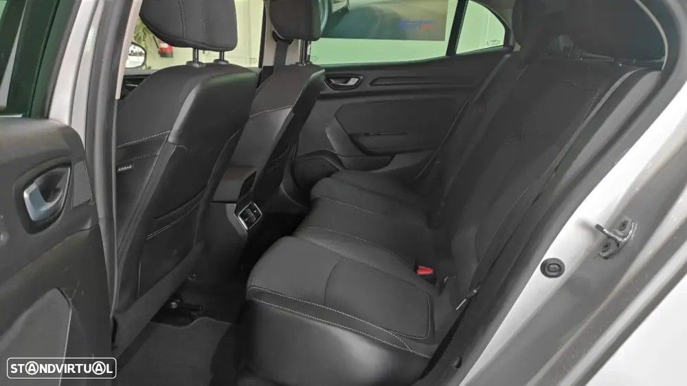 Renault Mégane 1.5 Blue dCi Zen - 18