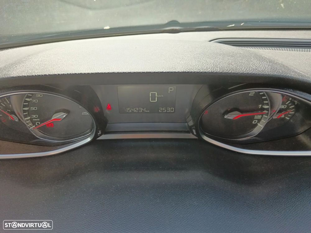 Peugeot 308 - 5