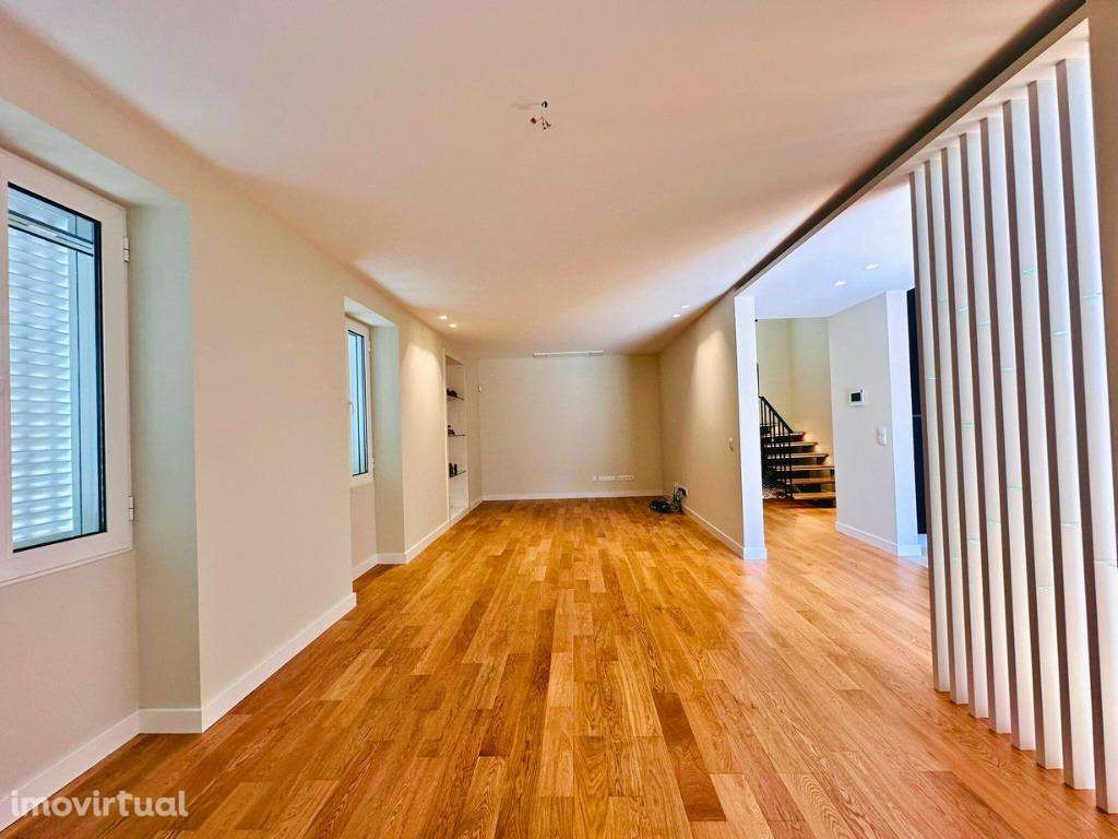 Moradia T3 Moderna com 3 Suítes no Centro do Funchal – Zona do Til - Grande imagem: 5/46