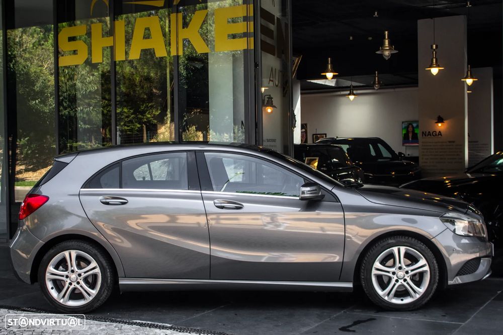 Mercedes-Benz A 180 d 7G-DCT Style — fotografia 5