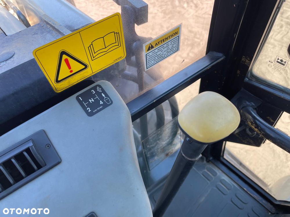 Terex Koparko Ładowarka Koparka Terex 860 SE, 2004 ROK, Szczęka Krokodyl, Widły do palet, Ramię z teleskopem_Cała w Oryginale Niemalowana_GOTOWA DO PRACY_BRUTTO! - 21