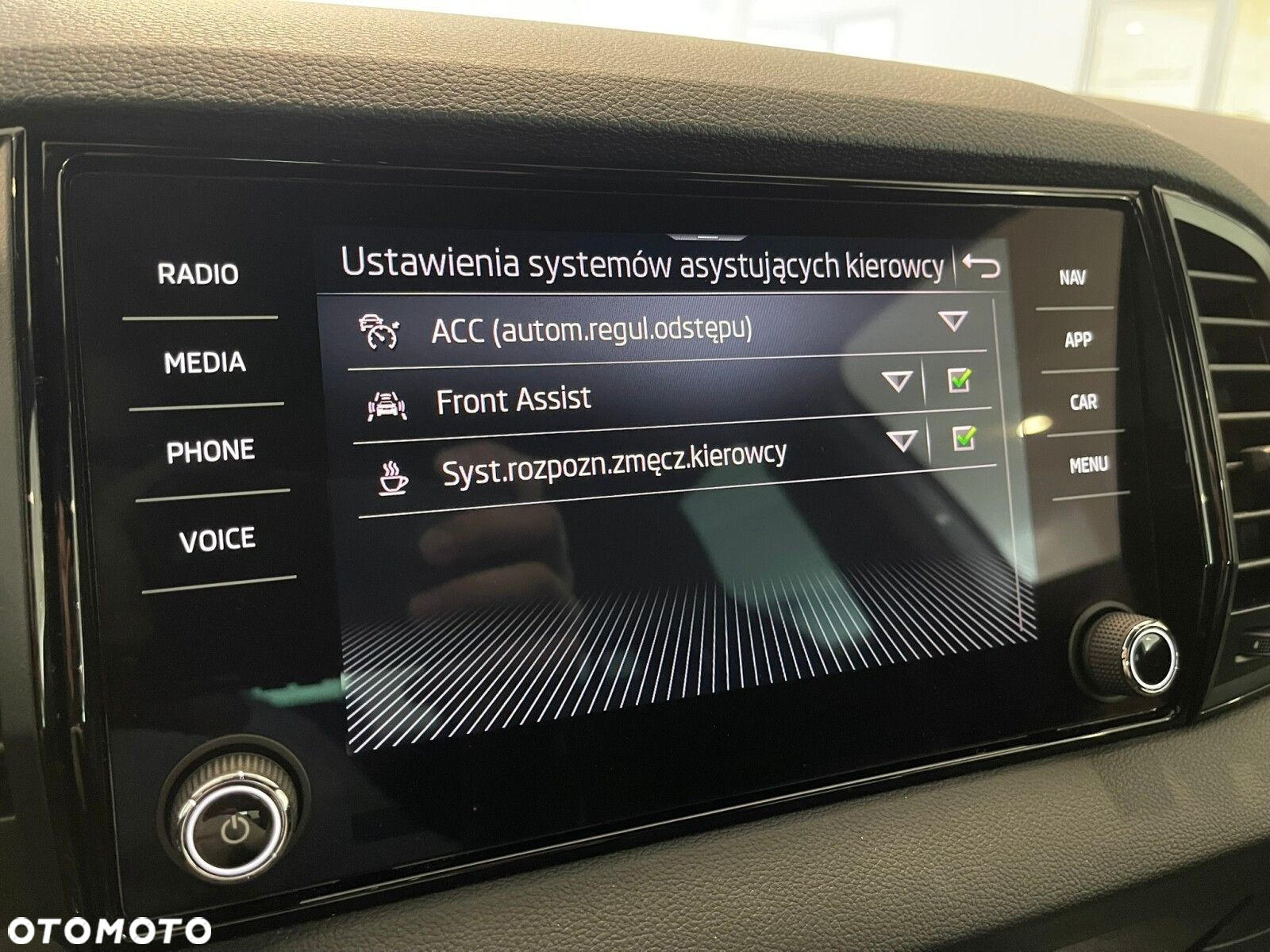 Skoda Karoq - 22