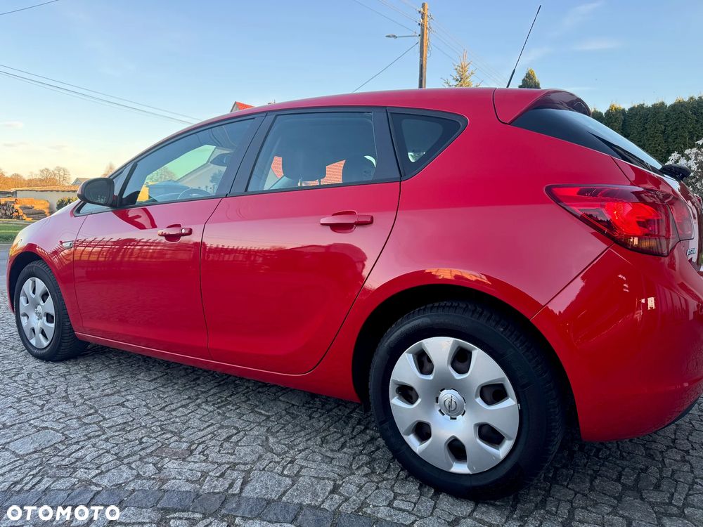 Opel Astra 1.6 Edition Sport - 10