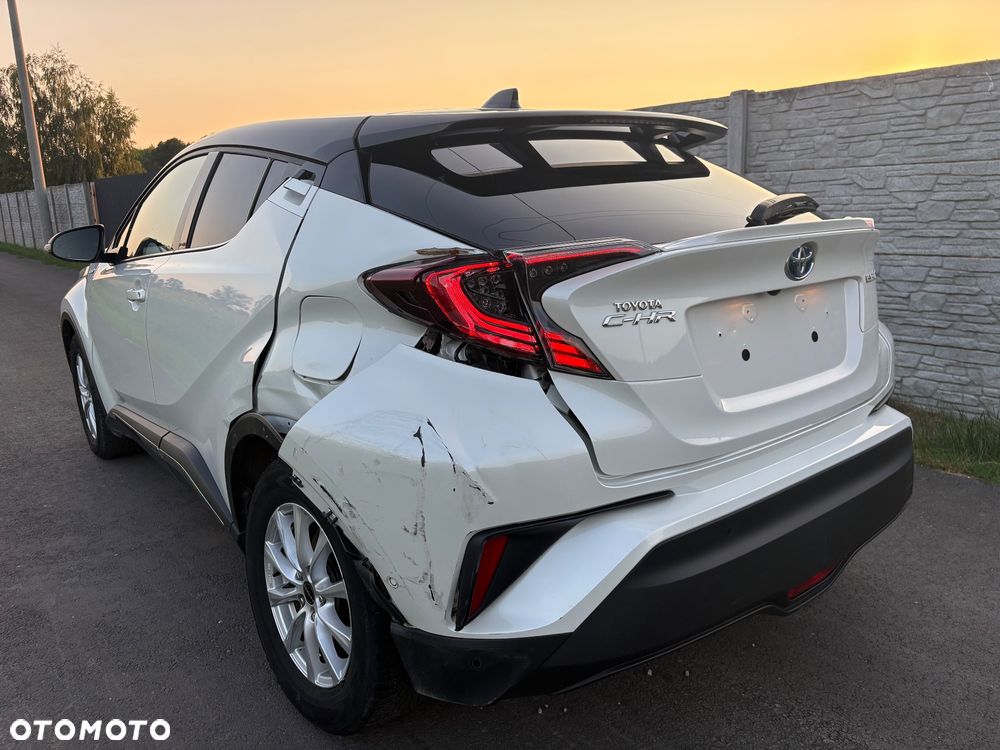 Toyota C-HR Style Selection - 4