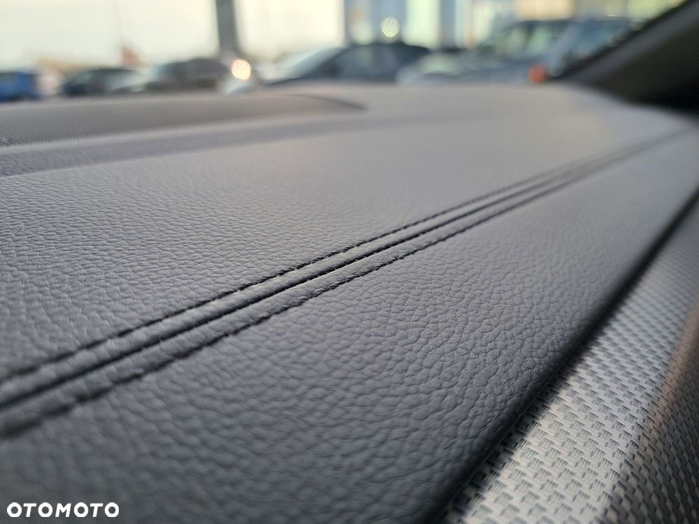 Volkswagen Arteon 2.0 TSI 4Motion R DSG - 29