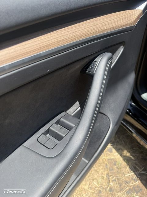 Tesla Model 3 Long Range AWD Dual Motor - 22
