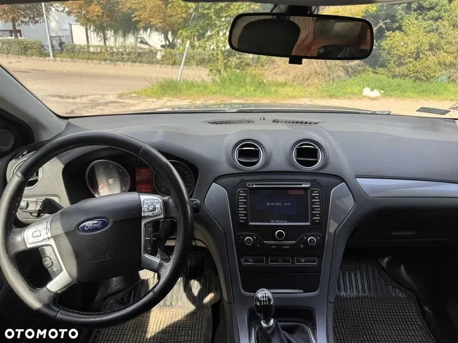 Ford Mondeo - 7