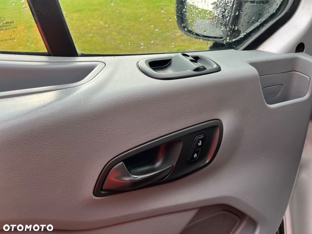 Ford Transit XLT - 14
