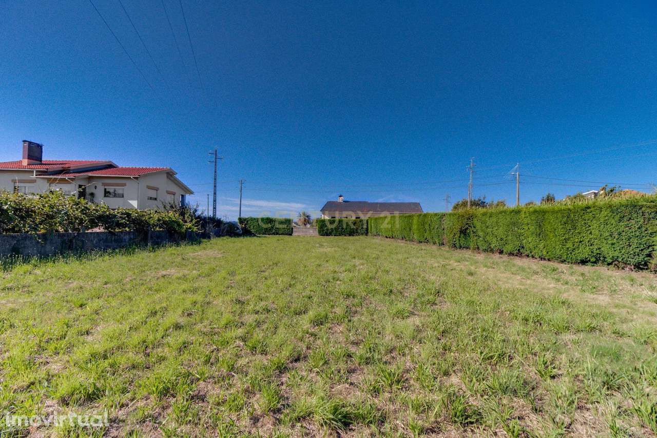 Terreno com 1.290m2 para construção de Moradia  até 774m2, em Salreu - Grande imagem: 4/41