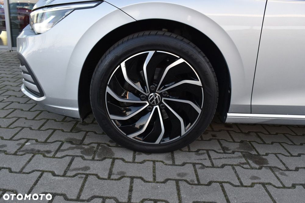 Volkswagen Golf Variant - 36