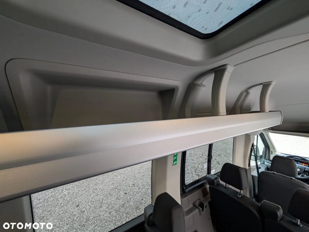 Ford Transit - 17
