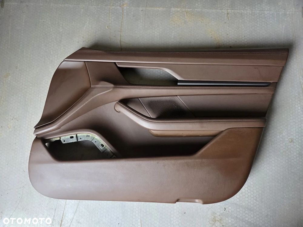 Boczek tapicerka poszycie drzwi Porsche Taycan 9J1 9J1867012BN - 1