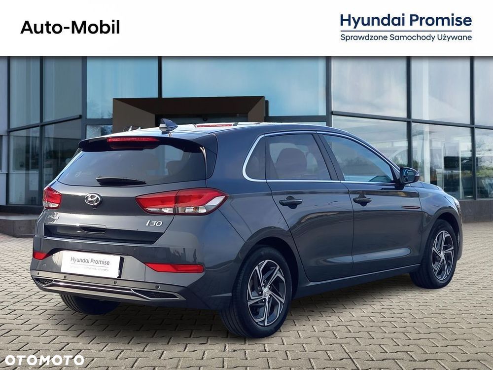 Hyundai i30 1.5 DPI Smart - 3
