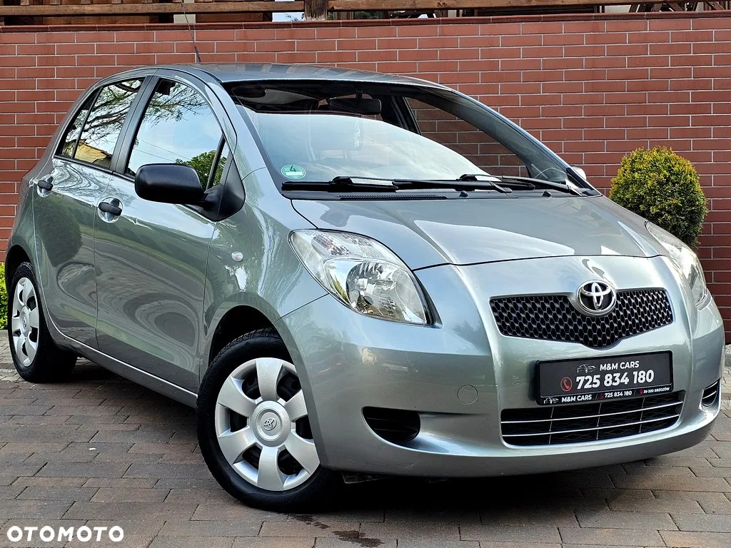 Toyota Yaris 1.3 VVT-i Sol - 11