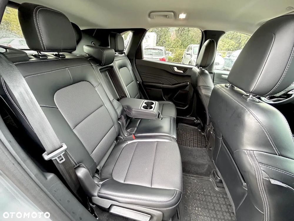 Ford Escape 2.0 EcoBoost AWD Titanium - 37