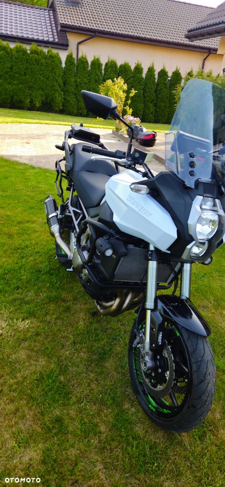 Kawasaki Versys 1000 - 10