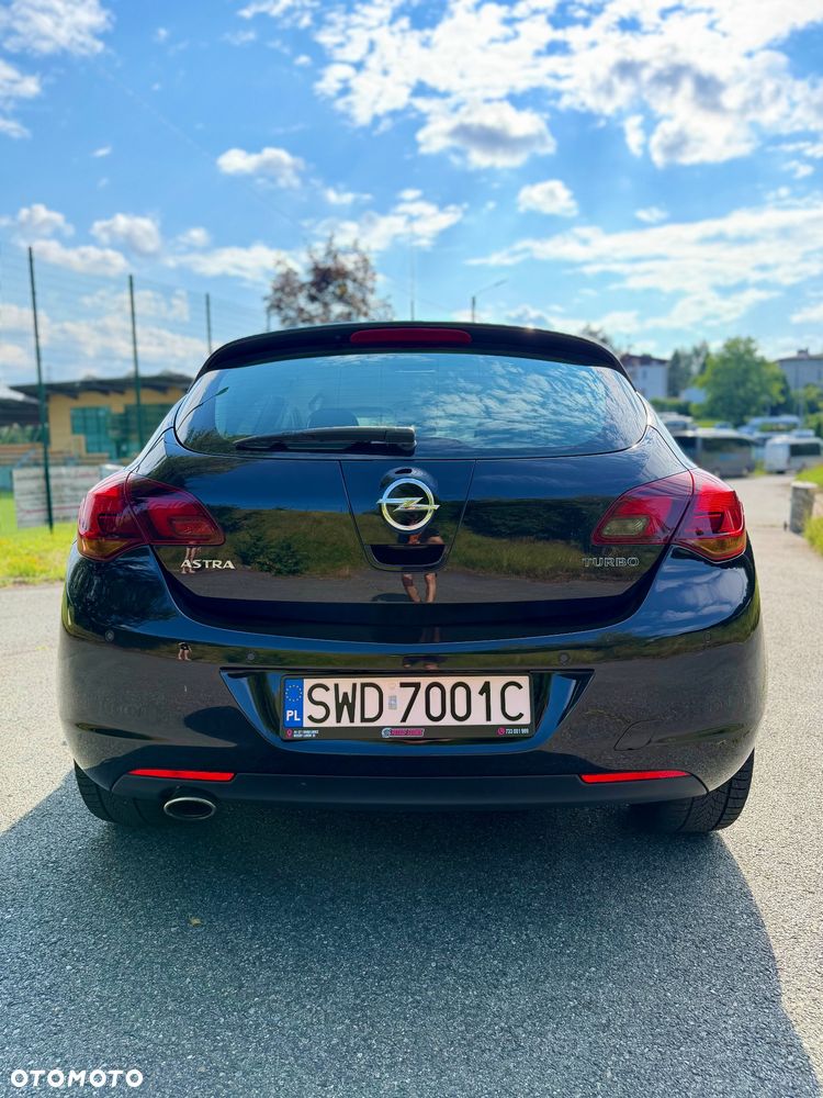 Opel Astra 1.6 Turbo - 7