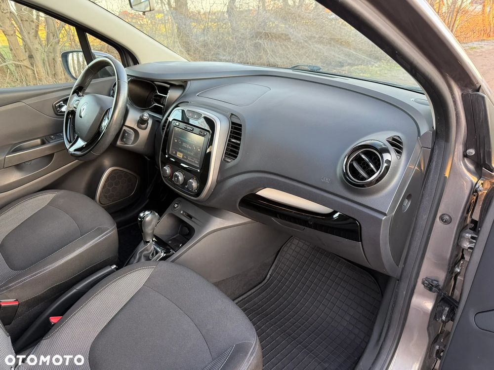 Renault Captur - 27