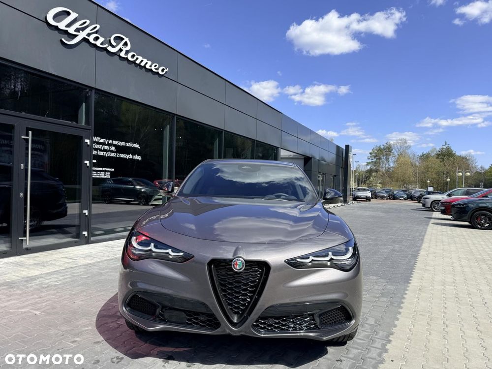 Alfa Romeo Stelvio - 4