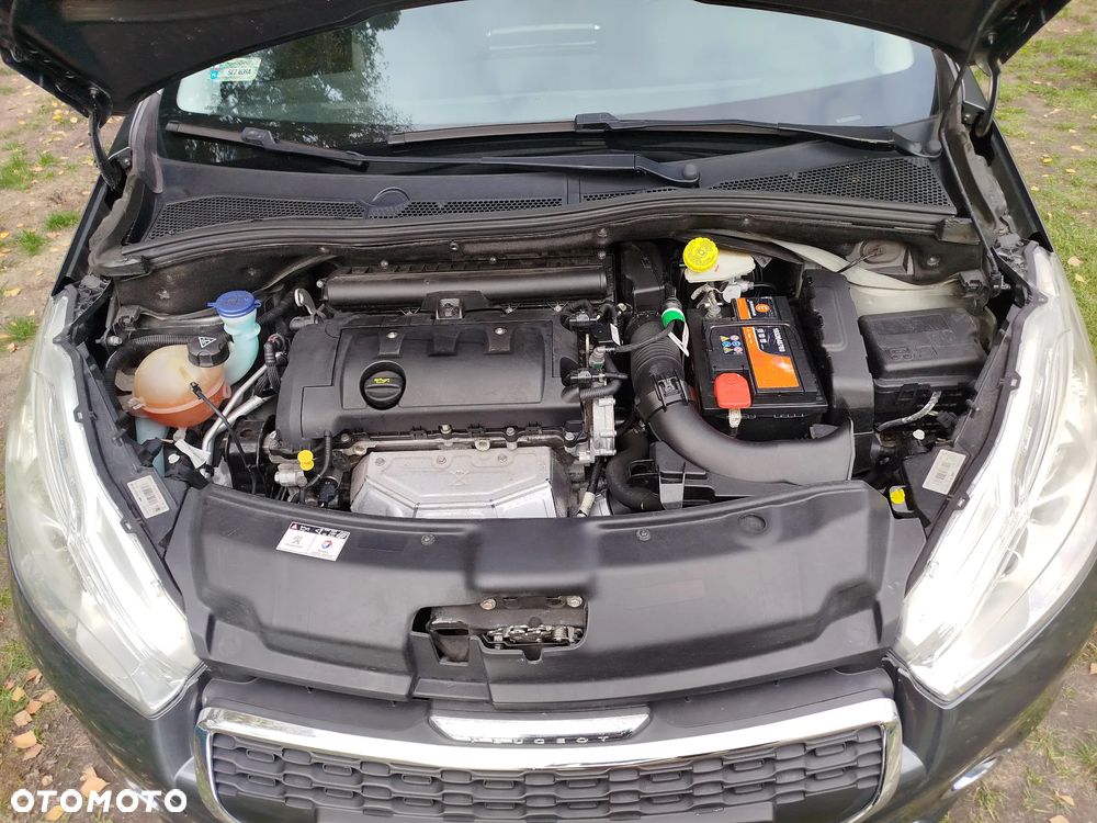 Peugeot 208 1.4 VTi Active - 19