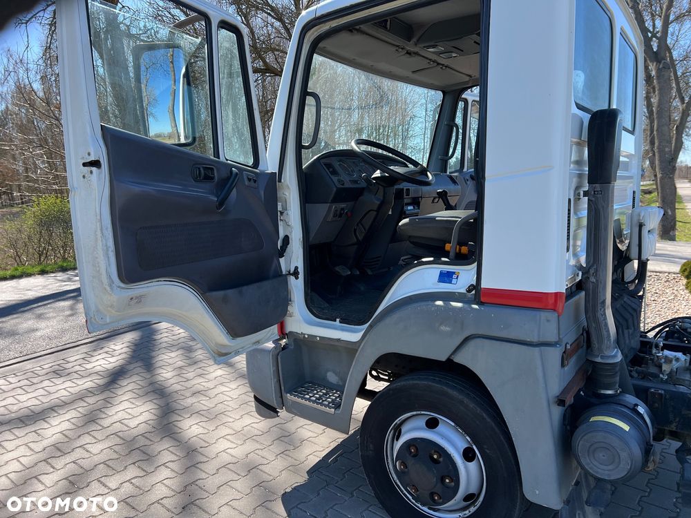 Nissan Atleon 80.140 - 29