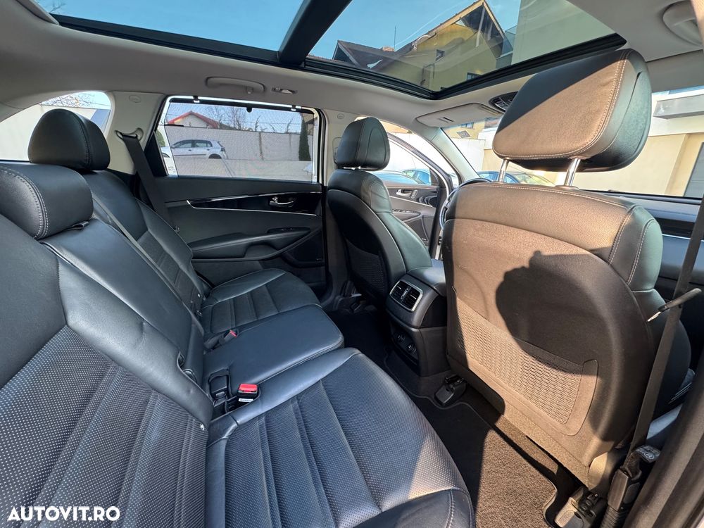 Kia Sorento 2.2 CRDi AWD Aut. Vision - 22
