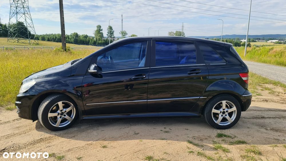 Mercedes-Benz Klasa B 180 CDI - 24