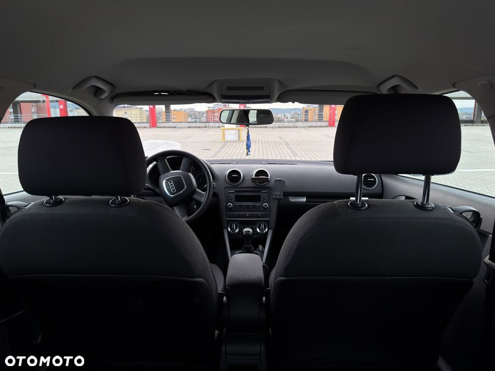 Audi A3 3-drzwiowe 1.9 TDI DPF Ambiente - 11