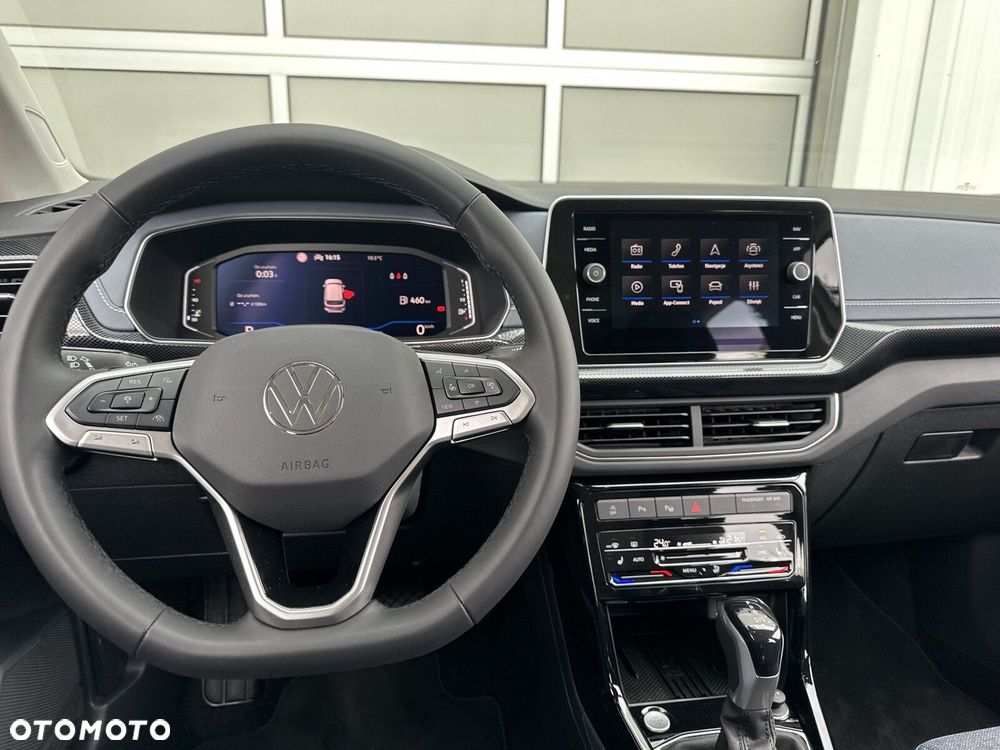 Volkswagen T-Cross - 17