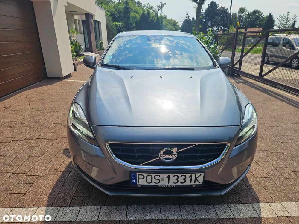 Volvo V40 D2 Momentum - 3