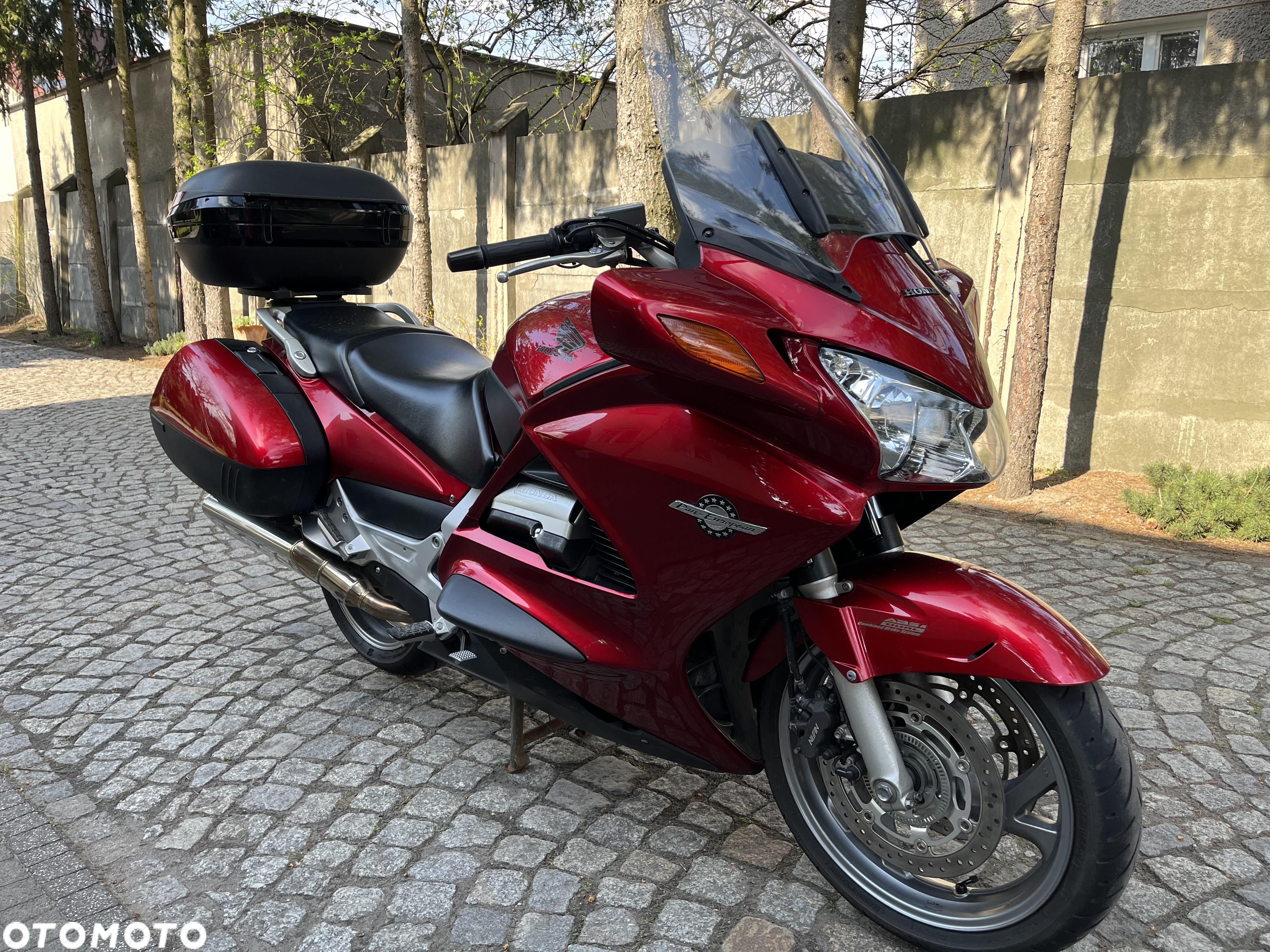 Honda ST - 8