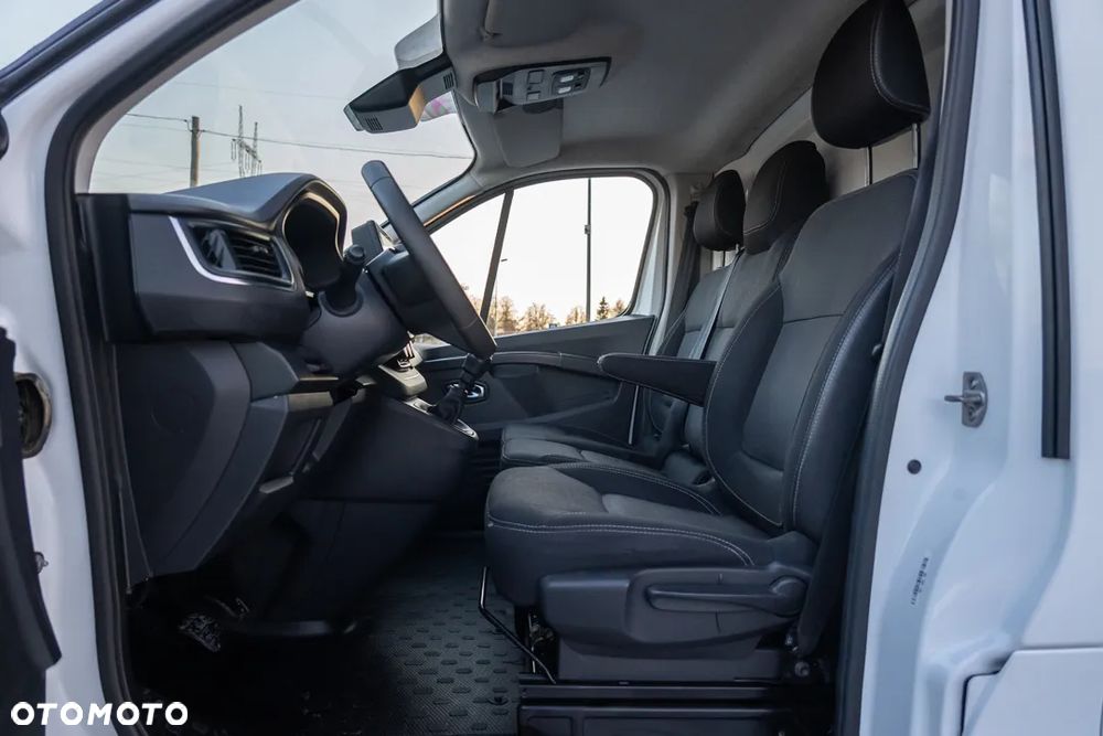 Renault TRAFIC - 22