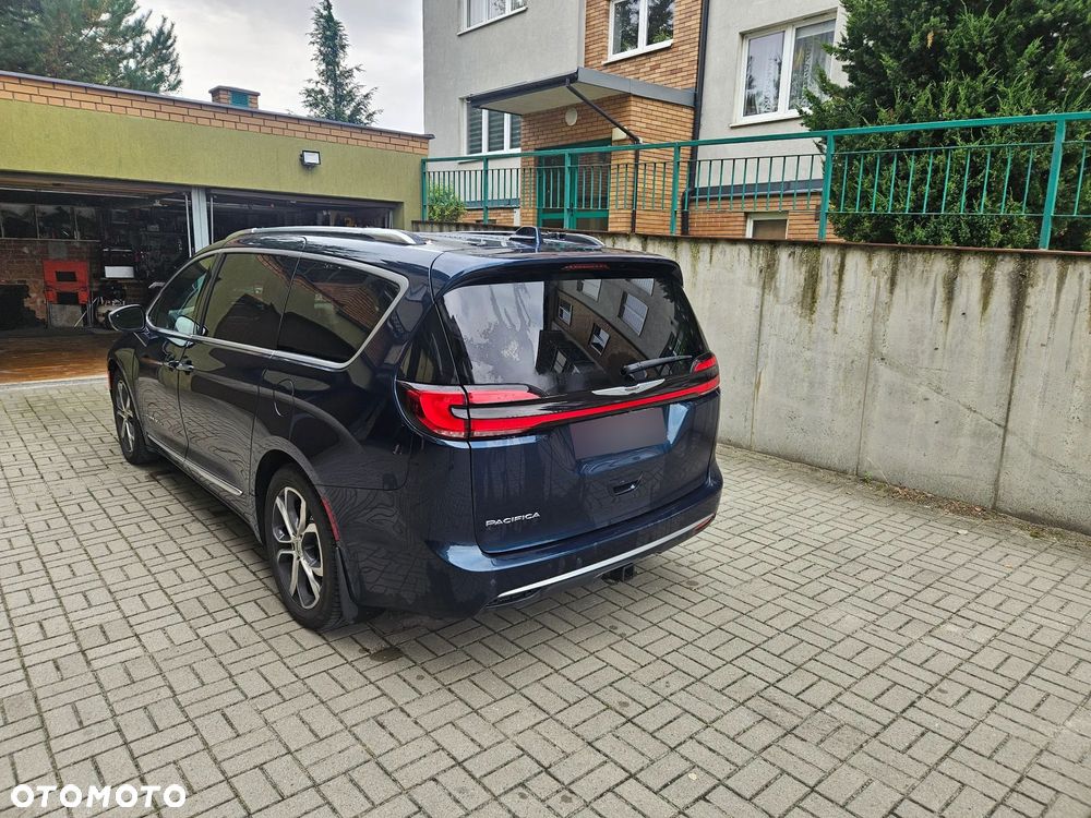 Chrysler Pacifica - 3