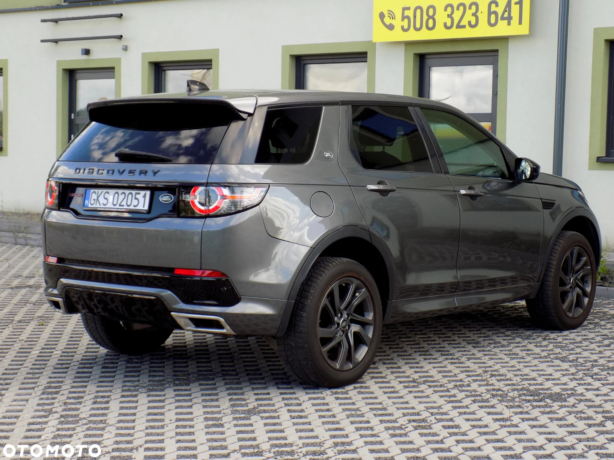 Land Rover Discovery Sport 2.0 D150 R-Dynamic HSE - 9