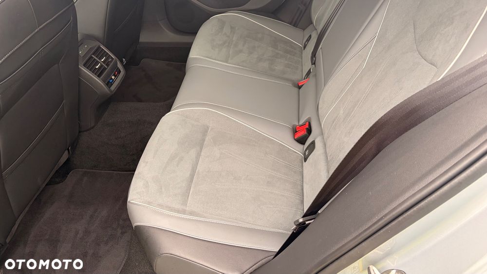 Volkswagen Passat 2.0 TDI EVO Business DSG - 17