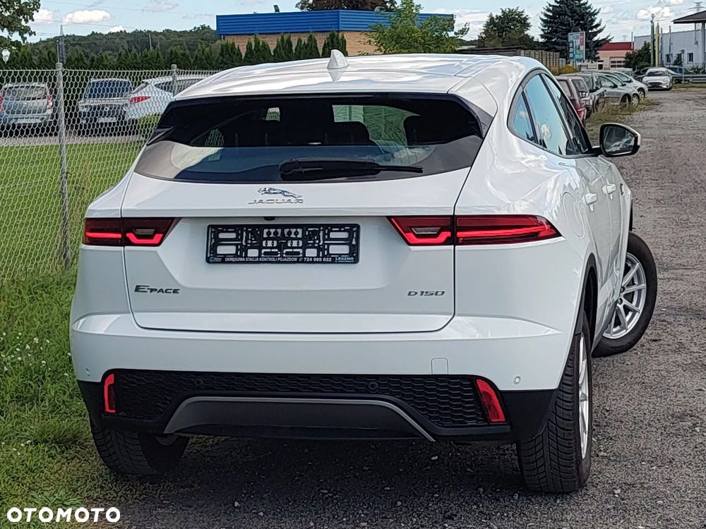 Jaguar E-Pace D150 - 7