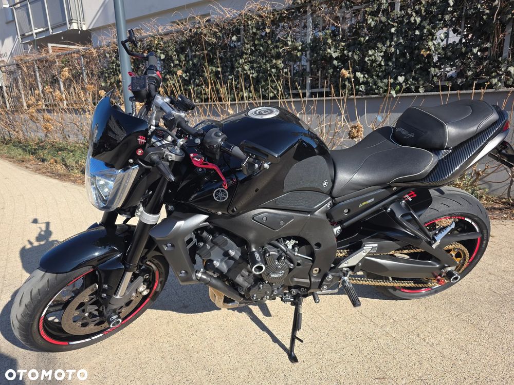 Yamaha FZ - 1