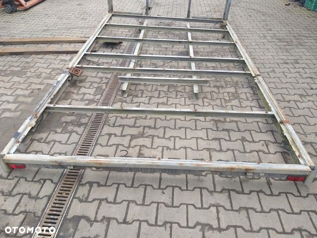 Rama Zabudowy BUS 230x385 - 4