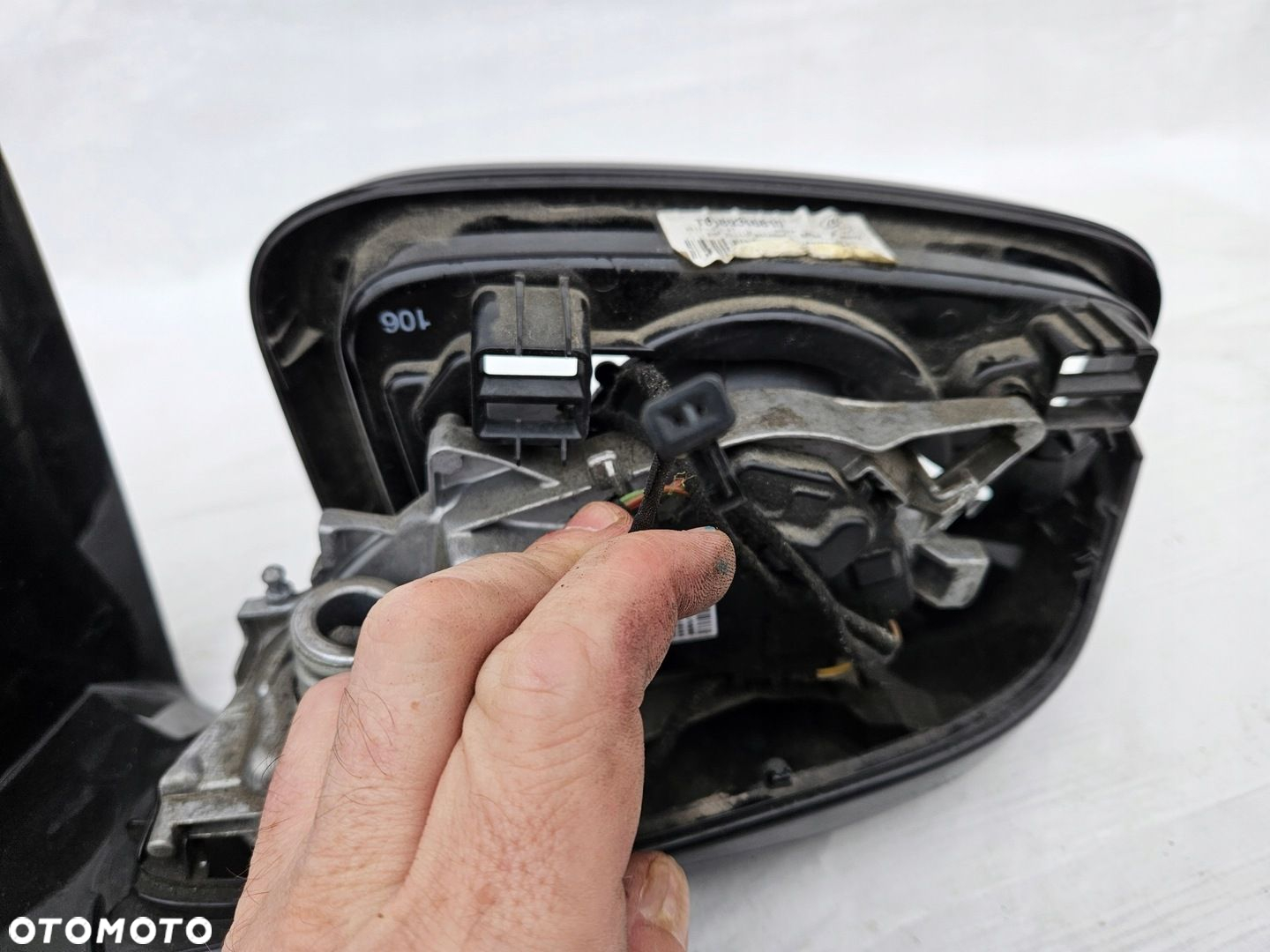 LUSTERKO BMW G30 G31 F0184101U66B LEWE 5 pin - 11