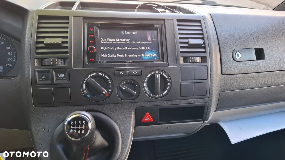 Volkswagen T5 - 16
