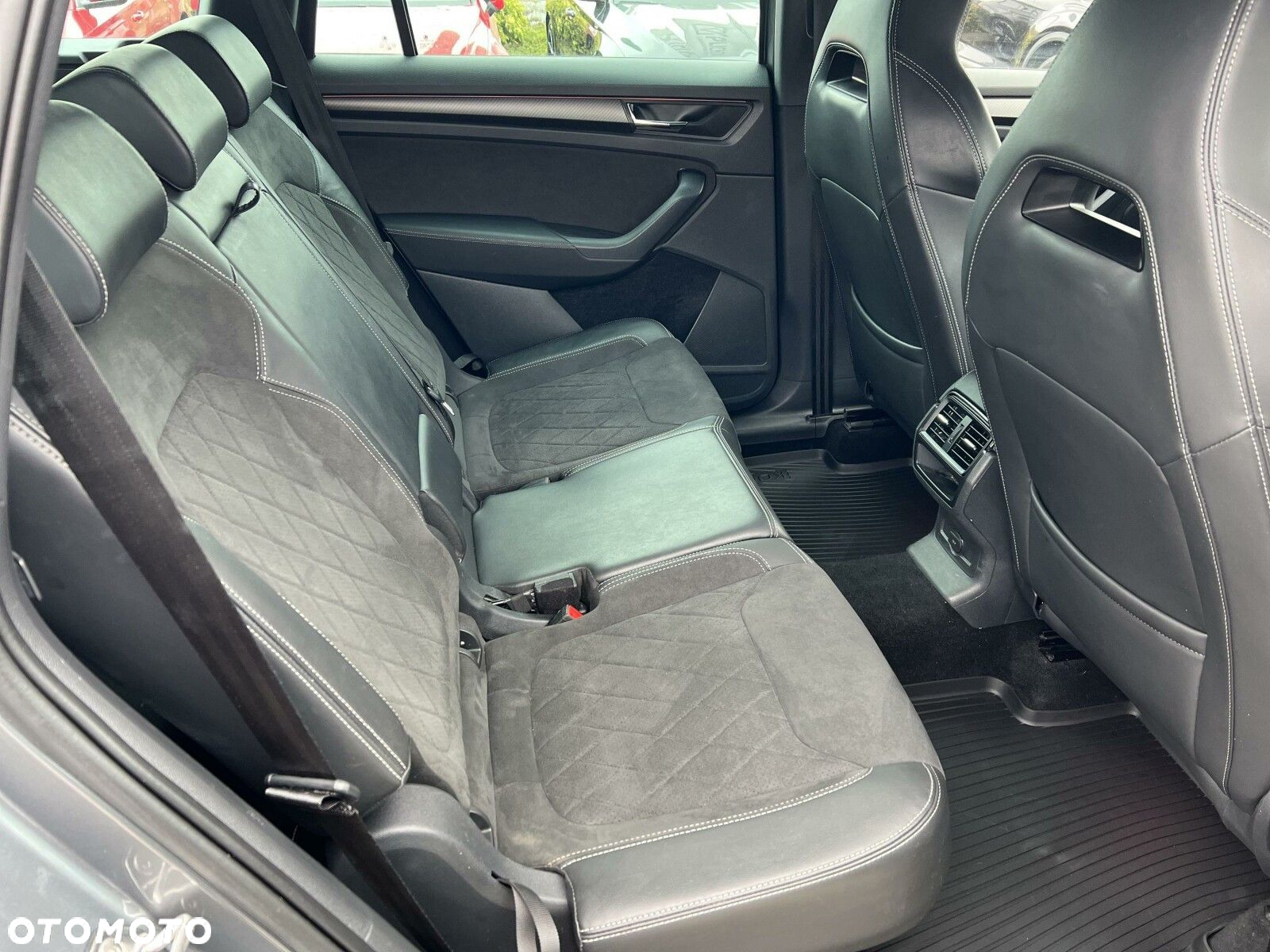 Skoda Kodiaq 2.0 TSI 4x4 Sportline DSG 7os - 14