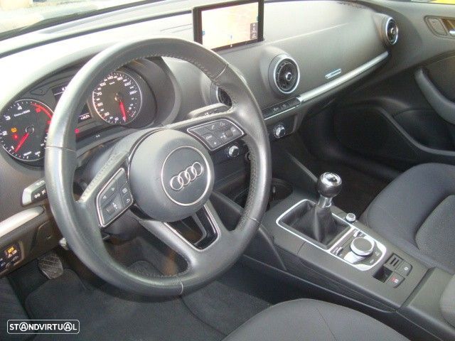 Audi A3 Sportback 1.6 TDI Sport - 15