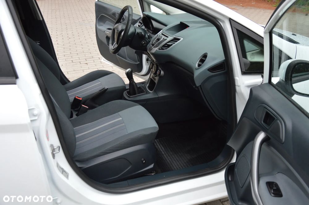Ford Fiesta 1.25 Viva - 11
